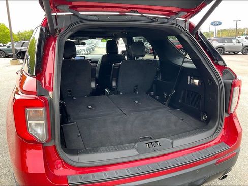 Used 2022 Ford Explorer ST-Line w/ Class IV Trailer Tow Package AWD/4WD image 37