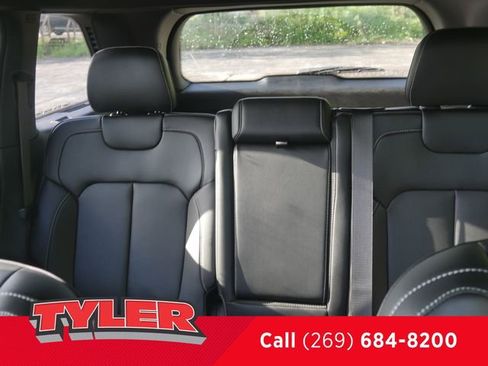 New 2026 Jeep Grand Cherokee Limited w/ Limited Altitude Package AWD/4WD image 38