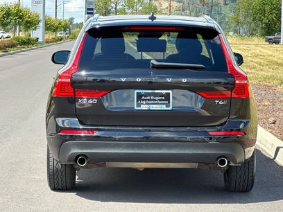 Used 2019 Volvo XC60 T6 Momentum w/ Multimedia Package