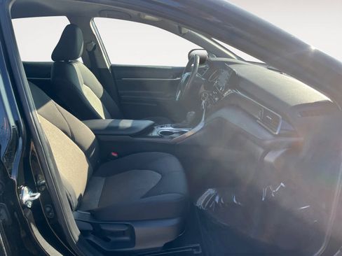 Used 2021 Toyota Camry LE w/ Cold Weather Package image 15