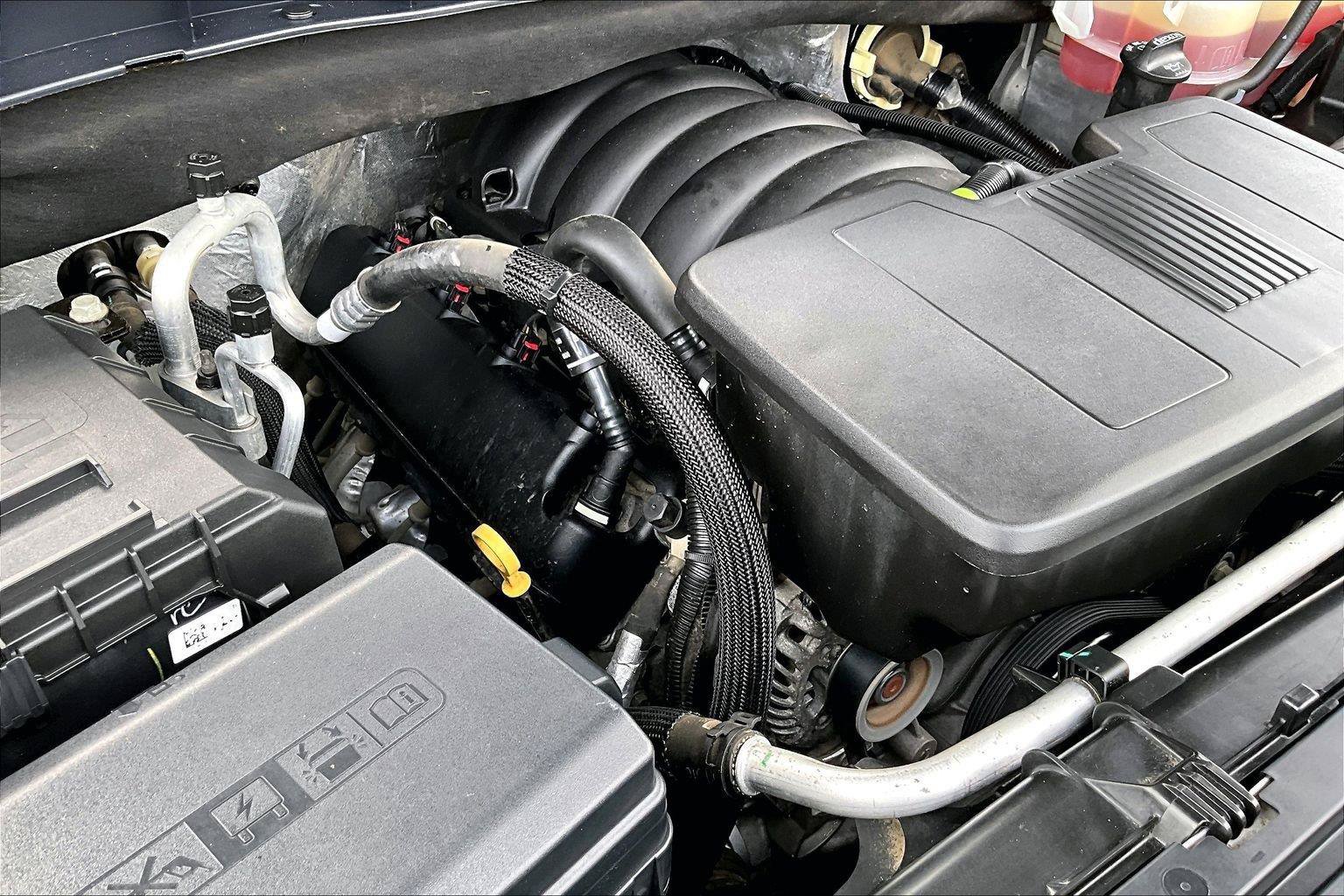 Used 2019 Chevrolet Silverado 1500 LT w/ All-Star Edition AWD/4WD image 34