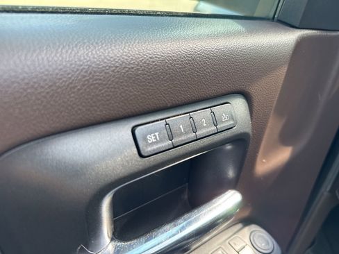 Used 2016 Chevrolet Silverado 1500 High Country AWD/4WD image 15