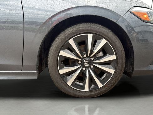 Used 2024 Honda Civic EX image 9