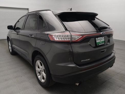Used 2018 Ford Edge SE FWD image 5