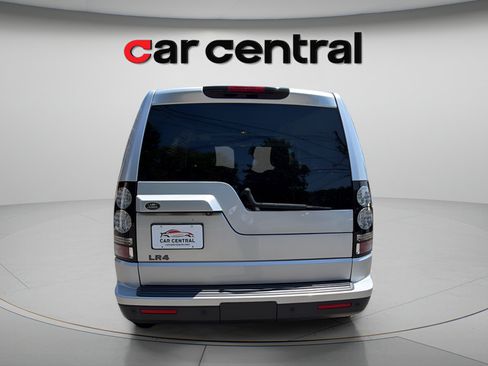 Used 2016 Land Rover LR4 AWD/4WD image 5
