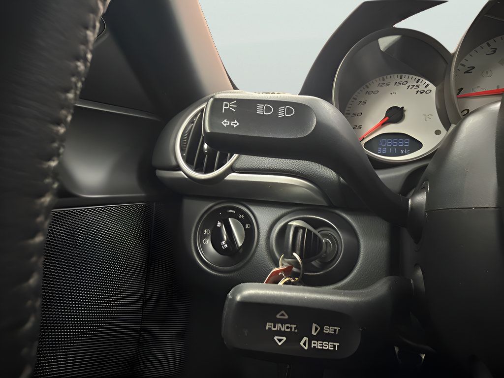 Used 2006 Porsche Cayman S RWD image 15