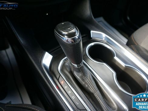 Used 2018 Chevrolet Traverse LT w/ LPO, Floor Liner Package AWD/4WD image 38