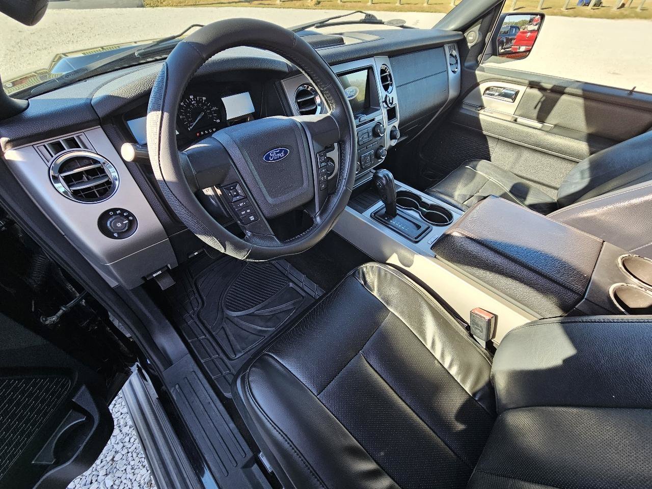 Used 2017 Ford Expedition EL XLT w/ Equipment Group 202A AWD/4WD image 15