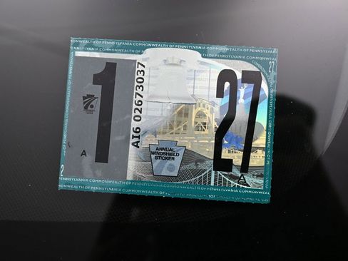 Used 2023 Tesla Model Y Long Range image 11