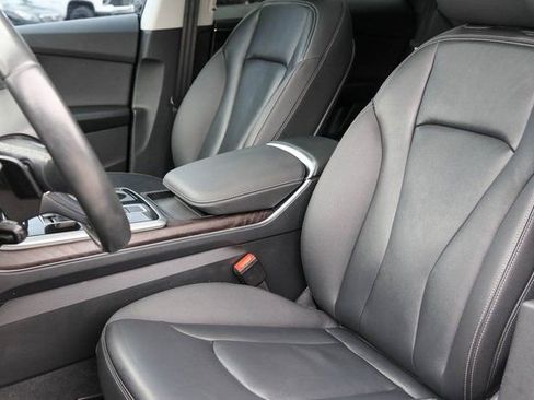Used 2021 Audi Q8 Premium w/ Convenience Package AWD/4WD image 12