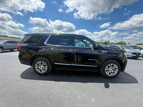 Used 2024 GMC Yukon Denali AWD/4WD image 2