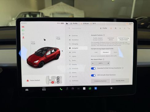 Used 2021 Tesla Model Y Long Range image 14