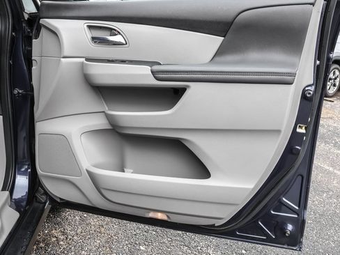 Used 2016 Honda Odyssey EX-L image 37