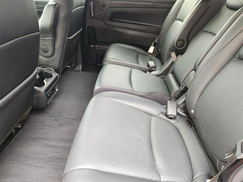Used 2025 Honda Odyssey Sport-L image 29