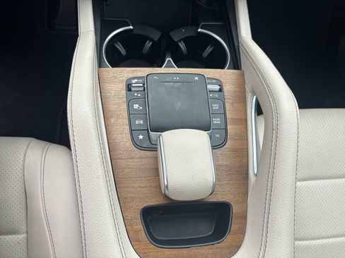 Used 2022 Mercedes-Benz GLE 350 4MATIC image 16