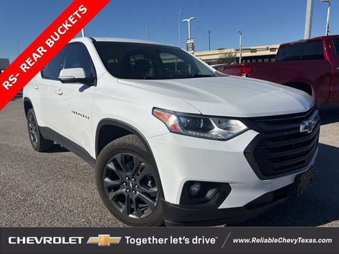 Used 2021 Chevrolet Traverse RS image 1