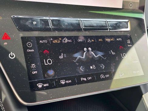 New 2025 Maserati Grecale GT image 22