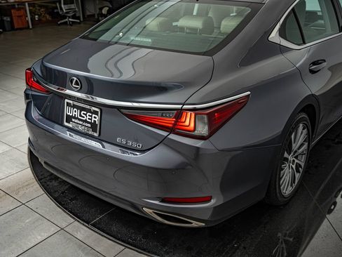 Used 2019 Lexus ES 350 w/ Premium Package FWD image 16