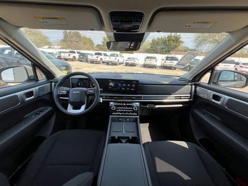 New 2025 Hyundai Santa Fe SE FWD image 21