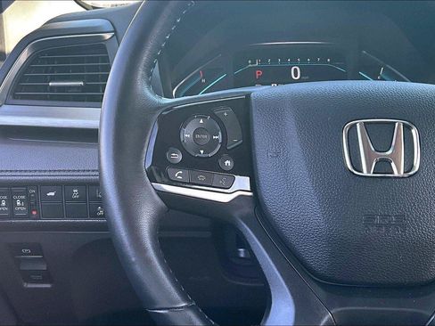 Used 2018 Honda Odyssey EX-L image 11
