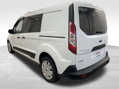 Used 2020 Ford Transit Connect XLT image 4