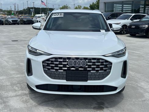 Certified 2025 Audi Q5 Premium Plus w/ Premium Plus AWD/4WD image 2