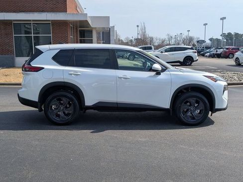 New 2026 Nissan Rogue SV w/ Cold Weather Package FWD image 2