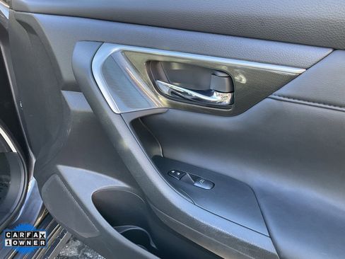 Used 2013 Nissan Altima 2.5 SL w/ Technology Pkg image 70