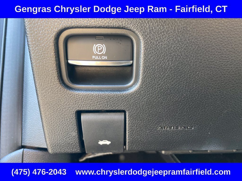 Used 2023 Jeep Grand Cherokee L Limited w/ Luxury Tech Group II AWD/4WD image 52