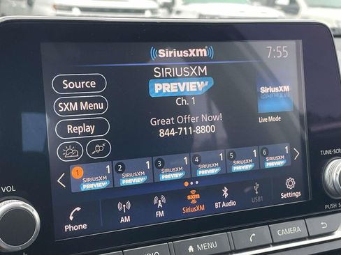 Used 2024 Nissan Altima 2.5 SV FWD image 25