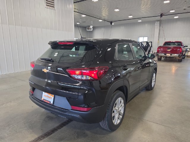 Used 2023 Chevrolet TrailBlazer LS FWD image 10