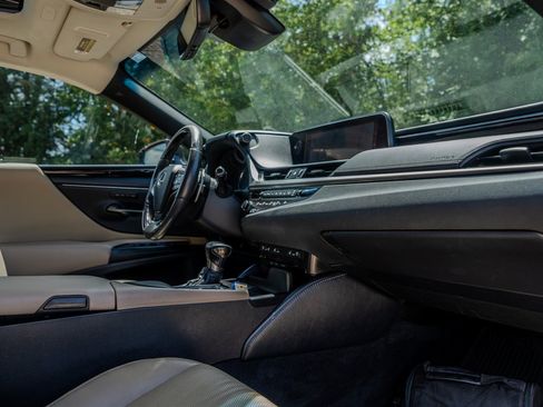 Used 2019 Lexus ES 350 w/ Premium Package FWD image 31
