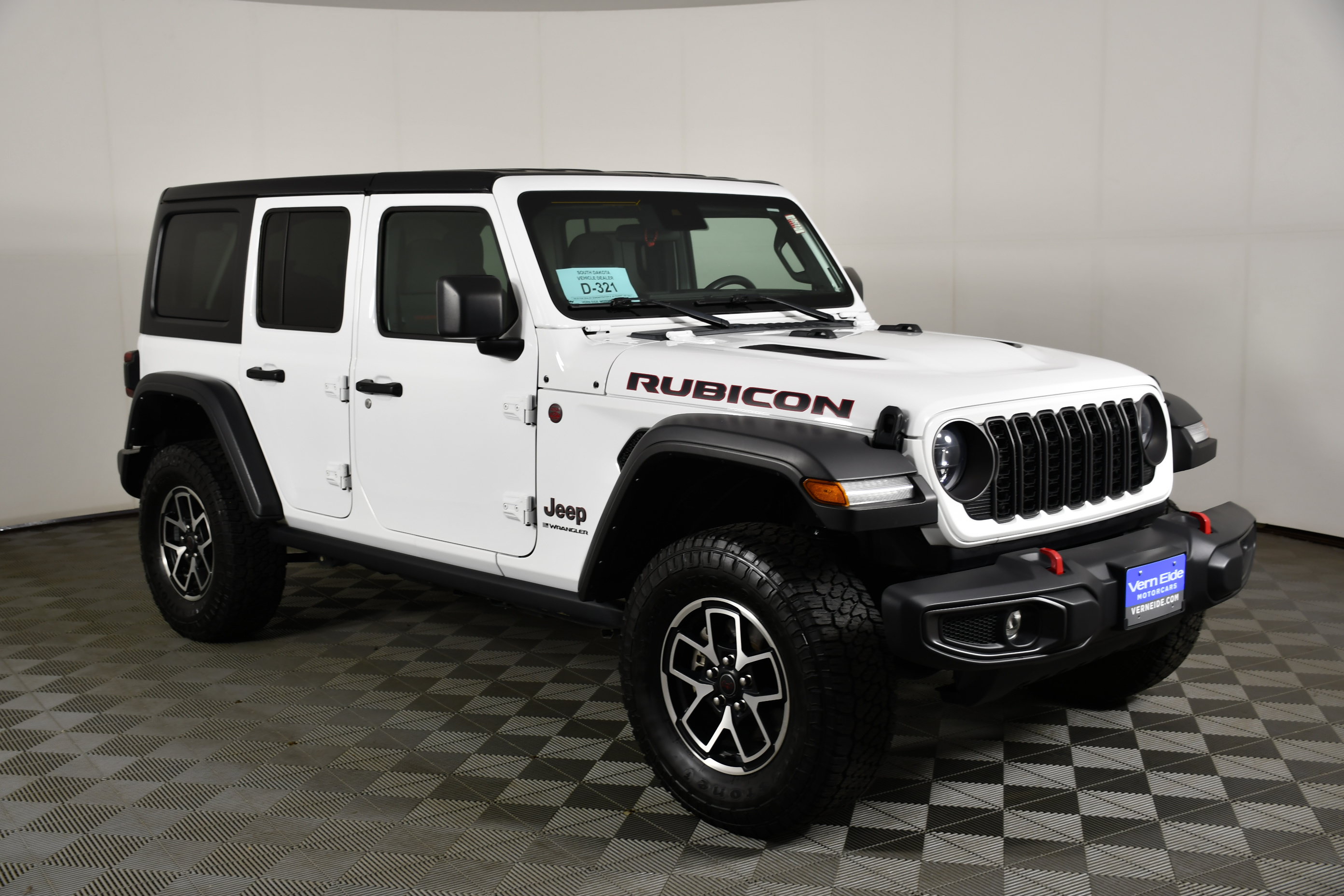 Used 2024 Jeep Wrangler Unlimited Rubicon AWD/4WD image 4
