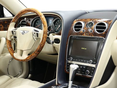 Used 2015 Bentley Flying Spur W12 image 90