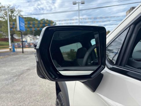 New 2026 Chevrolet Silverado EV Trail Boss w/ Premium Package image 15