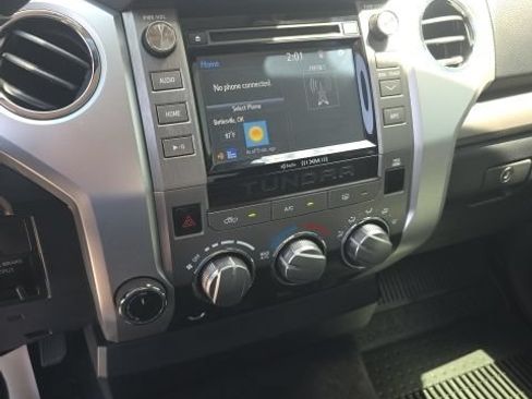 Used 2019 Toyota Tundra SR5 AWD/4WD image 14