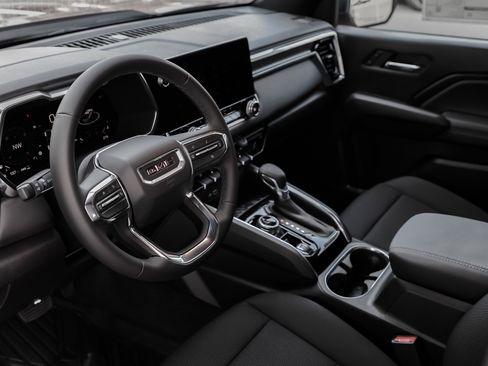 New 2026 GMC Canyon Elevation w/ Convenience Package image 12