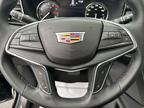 Certified 2024 Cadillac XT5 Luxury w/ LPO, Floor Liner Package image 25