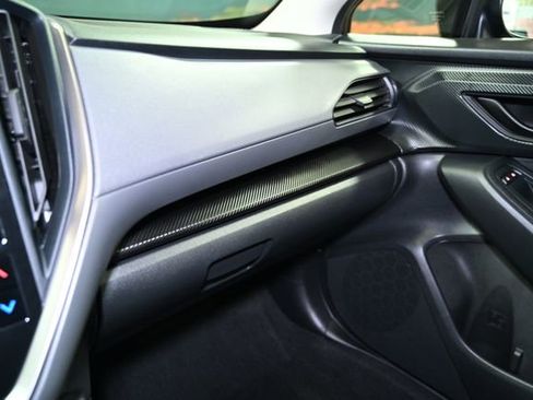 Used 2025 Subaru Crosstrek 2.0i Premium image 34