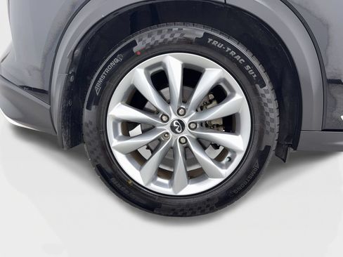 Used 2019 INFINITI QX50 Luxe w/ Navigation Package FWD image 47