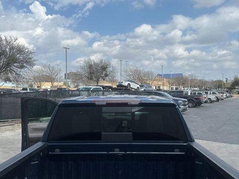 Used 2022 Chevrolet Silverado 1500 LTZ w/ LTZ Convenience Package II image 25