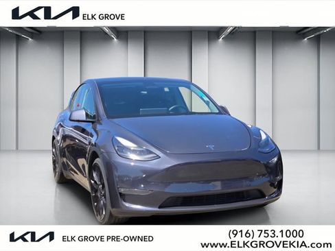 Used 2022 Tesla Model Y Performance AWD/4WD image 1