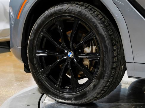 Used 2025 BMW X6 xDrive40i AWD/4WD image 61