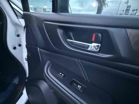 Used 2018 Subaru Outback 2.5i Limited image 50