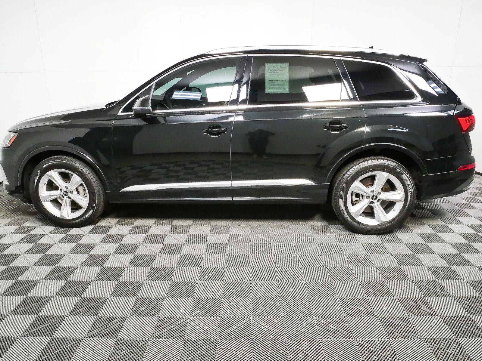 Used 2023 Audi Q7 2.0T Premium Plus w/ Premium Plus Package AWD/4WD image 30