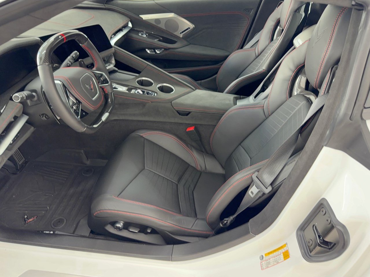 Used 2026 Chevrolet Corvette Z06 RWD image 5