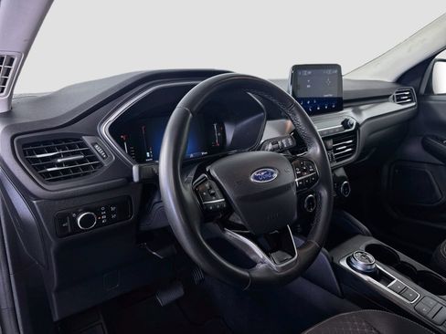 Used 2023 Ford Escape Active AWD/4WD image 9
