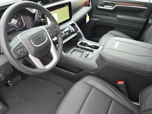 New 2026 GMC Sierra 2500 Denali w/ Denali Reserve Package AWD/4WD image 9