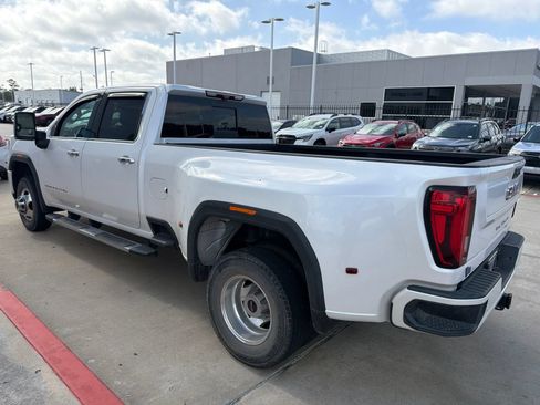 Used 2020 GMC Sierra 3500 Denali w/ Denali Ultimate Package AWD/4WD image 2