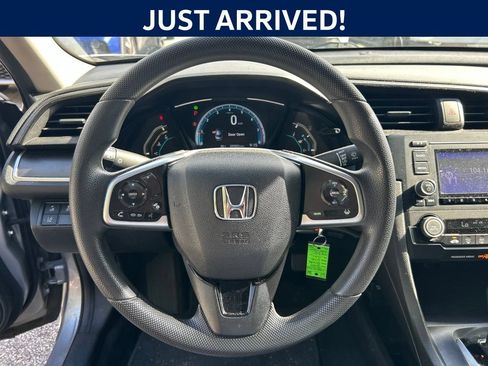 Used 2019 Honda Civic LX image 11